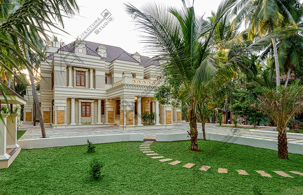 colonial-style-Kerala-home, Marvelous Beautiful Homes, Classic Style Exterior Design Ideas, Beautiful Home Designs kerala, Colonial style villa exterior elevation