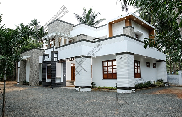 RESIDENCE AT KATTIL PEEDIKA, CALICUT.