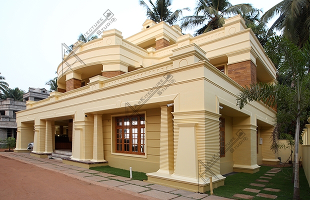 RESIDENCE AT THAZE POOKKAM, KANNUR, KERALA.