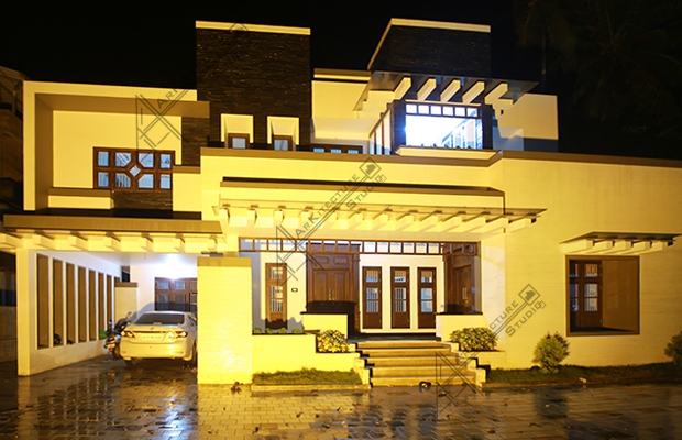 RESIDENCE AT KUTIIKATTUR, CALICUT, KERALA.